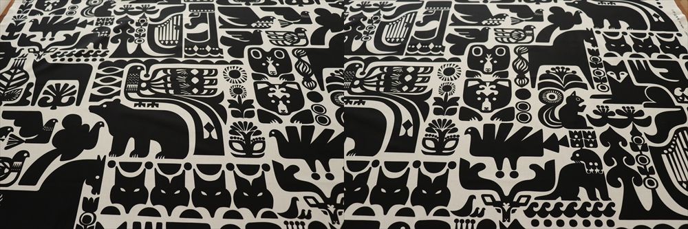 画像: 【marimekko】 KANTELEENKUTSU　　黒　146cm×105cm（210cm）